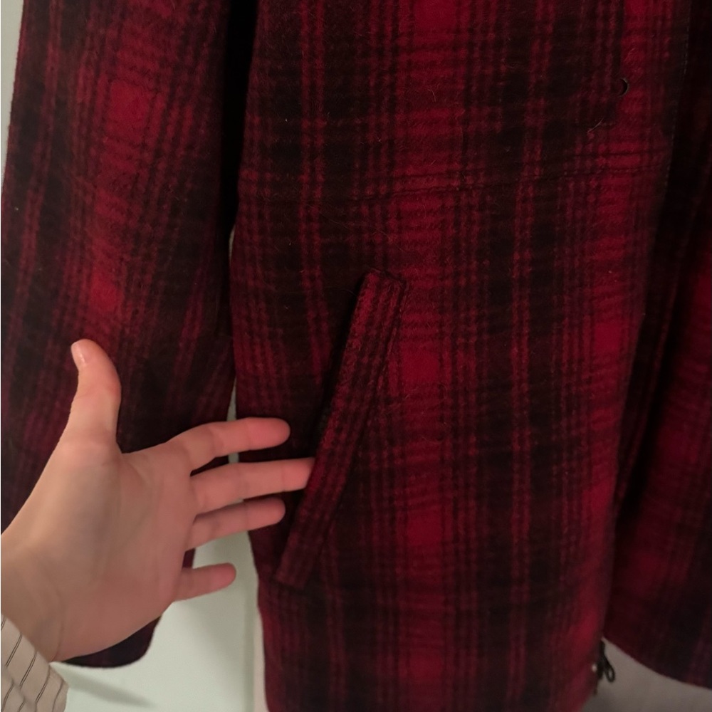 Woolrich Red and Black Plaid Men's Jacket - Picture 2 of 4